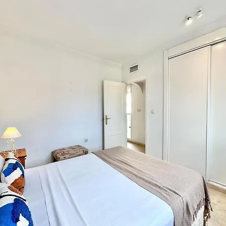 Banana Ii - Eaw Homes